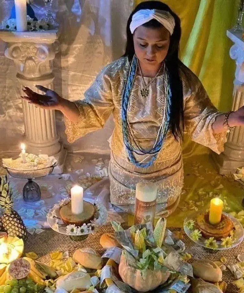 Mama Francisca preparando baño espiritual